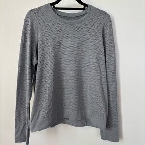 Lululemon Laser Cut Long Sleeve Shirt Size M/L